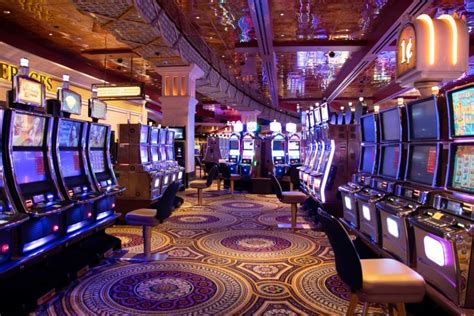 is windsor casino open.